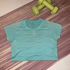 Lululemon Swiftly Tee Size 6